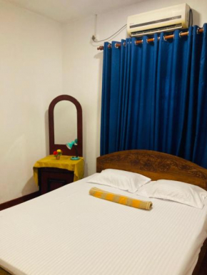 Sri Lanka Delicious Food & Relaxtation At room 5 min walk sea